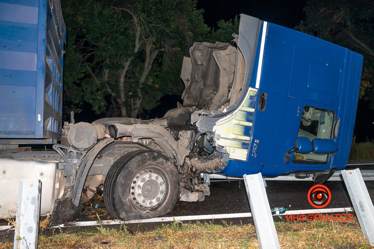 Колесо пробито, топливо вытекло Колесо пробито, топливо вытекло