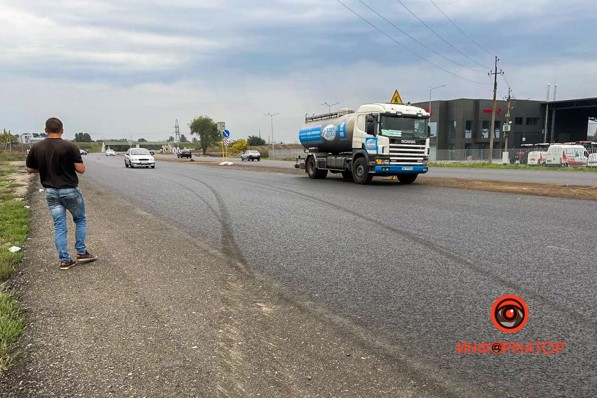 Водитель Mazda попытался избежать столкновения с грузовым автомобилем Scania Водитель Mazda попытался избежать столкновения с грузовым автомобилем Scania