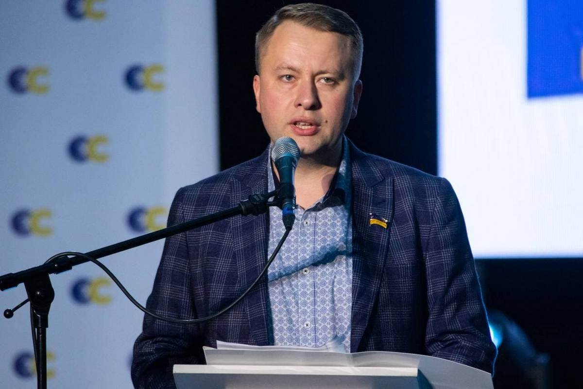 Порошенко в Днепре. V президент Украины приехал на Первый форум Европейской Солидарности Днепропетровской области 6