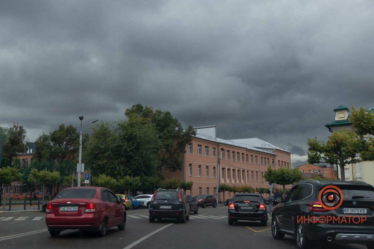 Депрессивный Днепр: над городом нависли мрачные осенние тучи 23