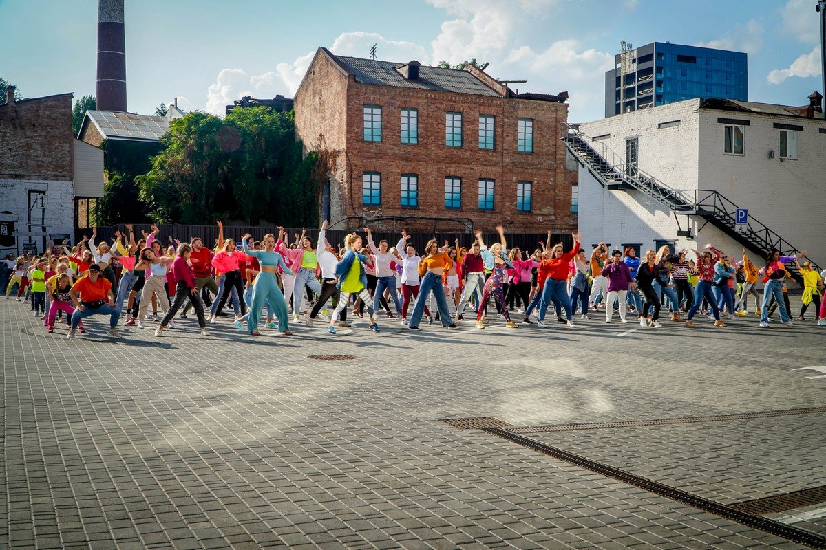 Жители Днепра установили национальный рекорд 13