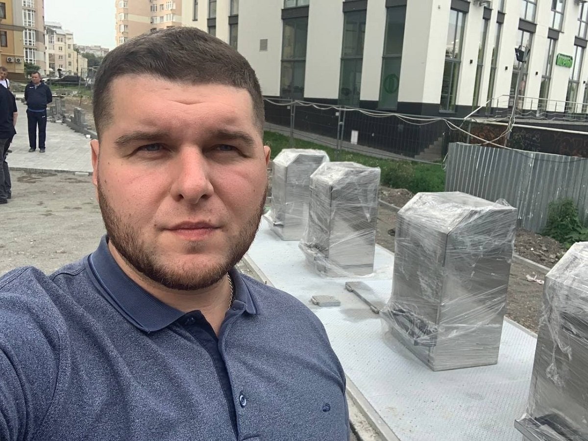 Директор компании "Подъемные технологии" Виталий Тумайкин