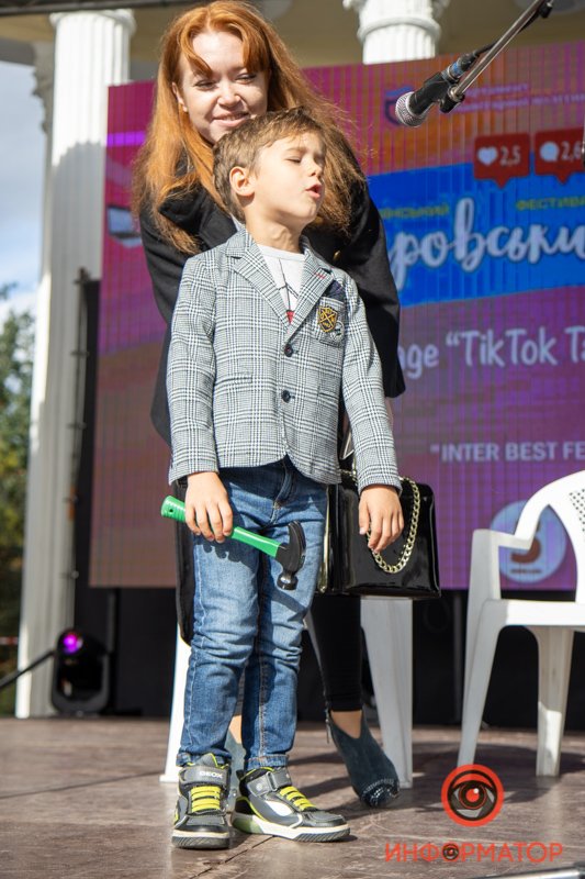 Тиктокеры-миллионники, лекции и мастер-классы: как в Днепре проходит фестиваль блогеров 15