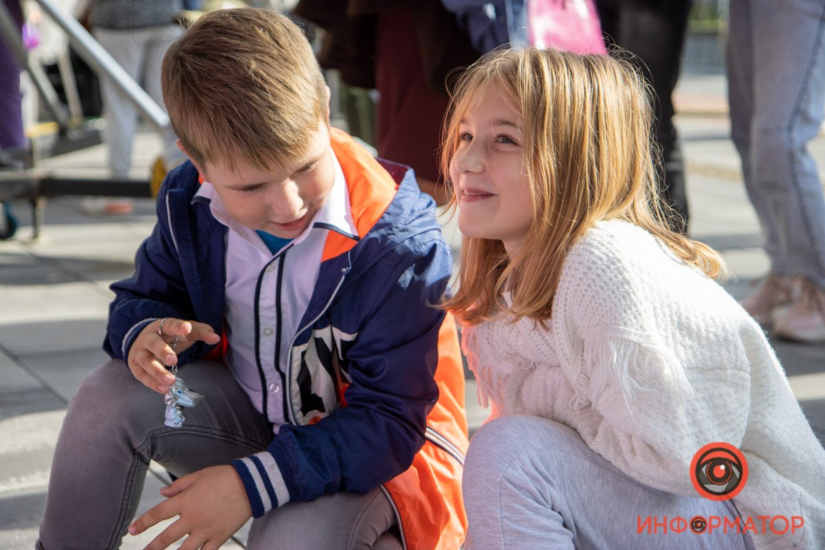 Тиктокеры-миллионники, лекции и мастер-классы: как в Днепре проходит фестиваль блогеров 17