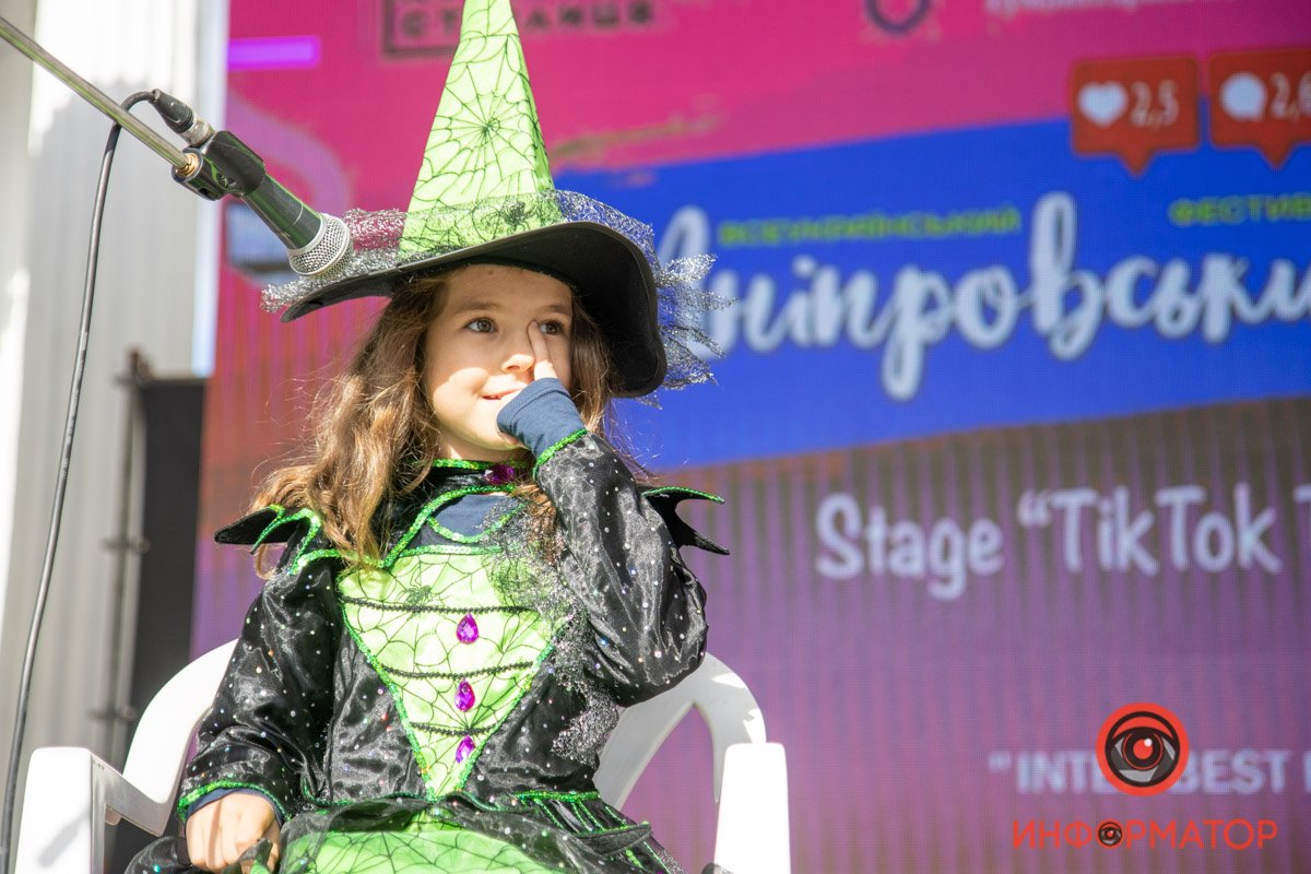 Тиктокеры-миллионники, лекции и мастер-классы: как в Днепре проходит фестиваль блогеров 20