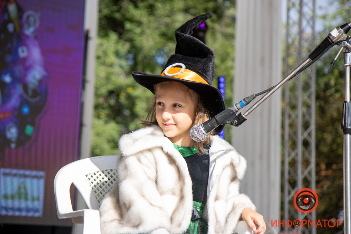 Тиктокеры-миллионники, лекции и мастер-классы: как в Днепре проходит фестиваль блогеров 21