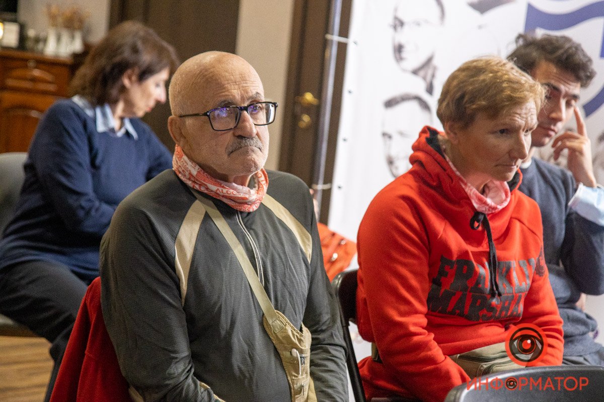 Тиктокеры-миллионники, лекции и мастер-классы: как в Днепре проходит фестиваль блогеров 36