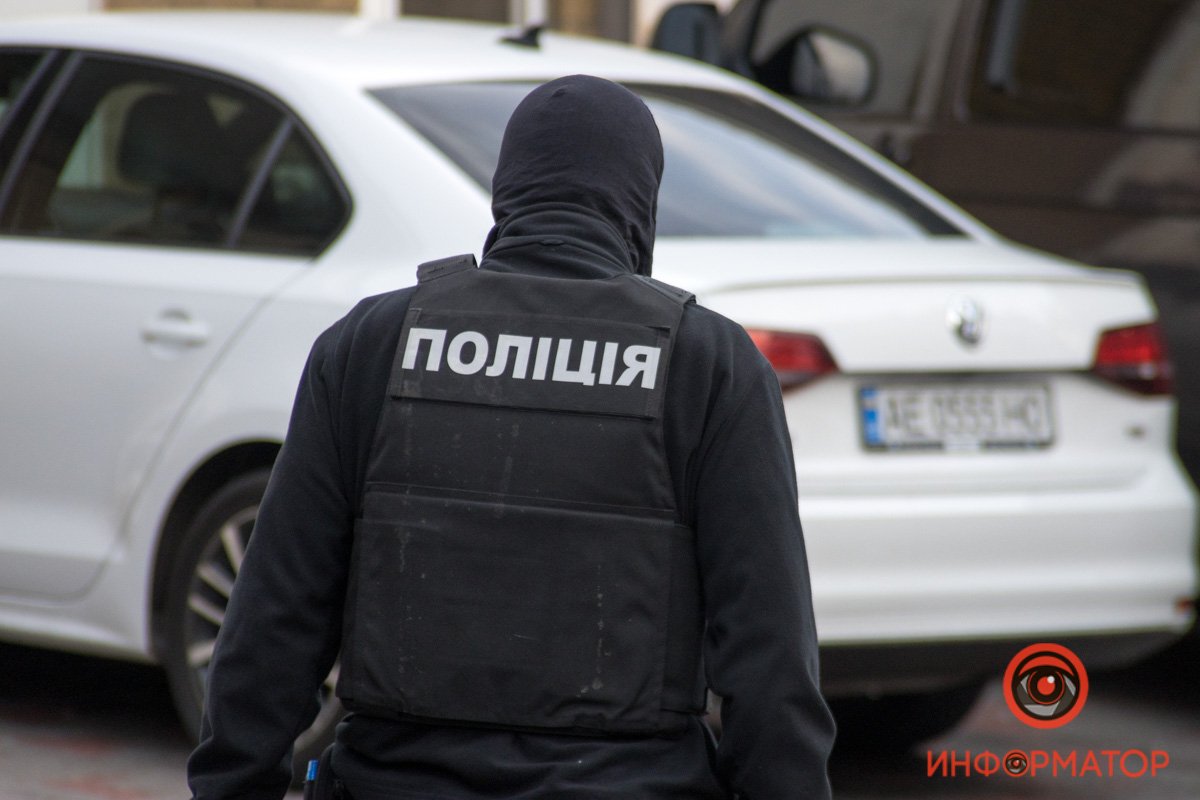 Все детали устанавливают Все детали устанавливают