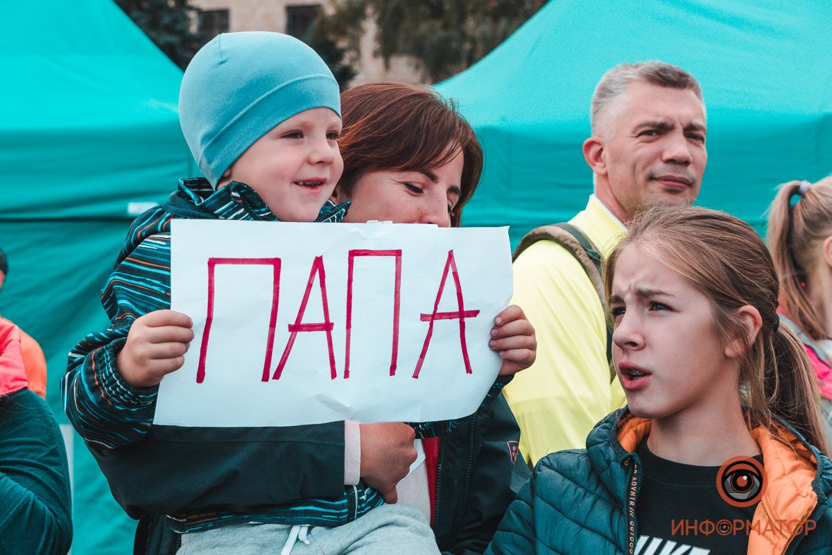 3 тысячи участников, перекрытые улицы и десятки километров трассы: как в Днепре прошел Almaz Group Dnipro Marathon 43