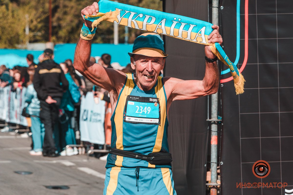 3 тысячи участников, перекрытые улицы и десятки километров трассы: как в Днепре прошел Almaz Group Dnipro Marathon 51