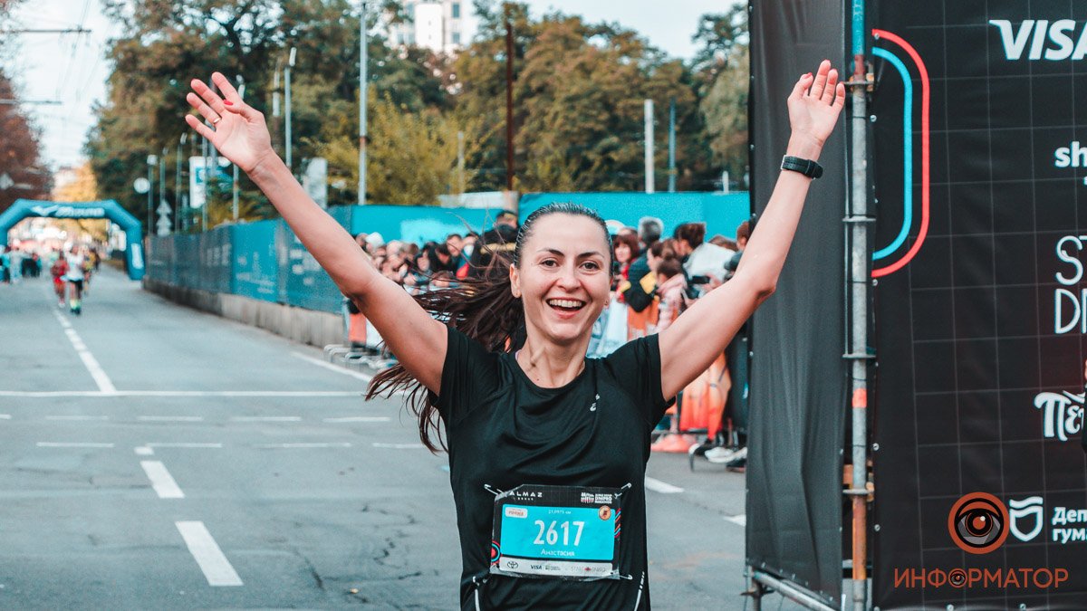 3 тысячи участников, перекрытые улицы и десятки километров трассы: как в Днепре прошел Almaz Group Dnipro Marathon 58