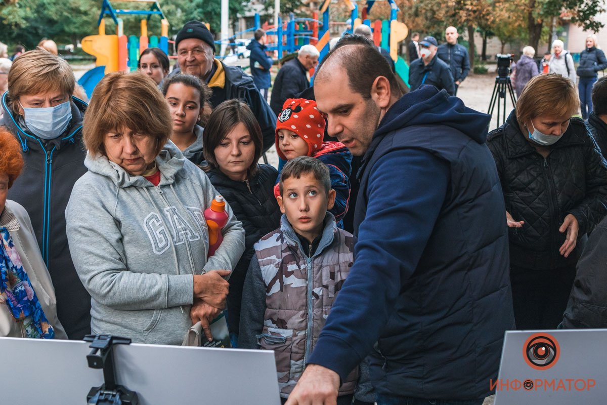 Дмитрий Кисилевский представил проект реконструкции сквера на Клочко-6 7