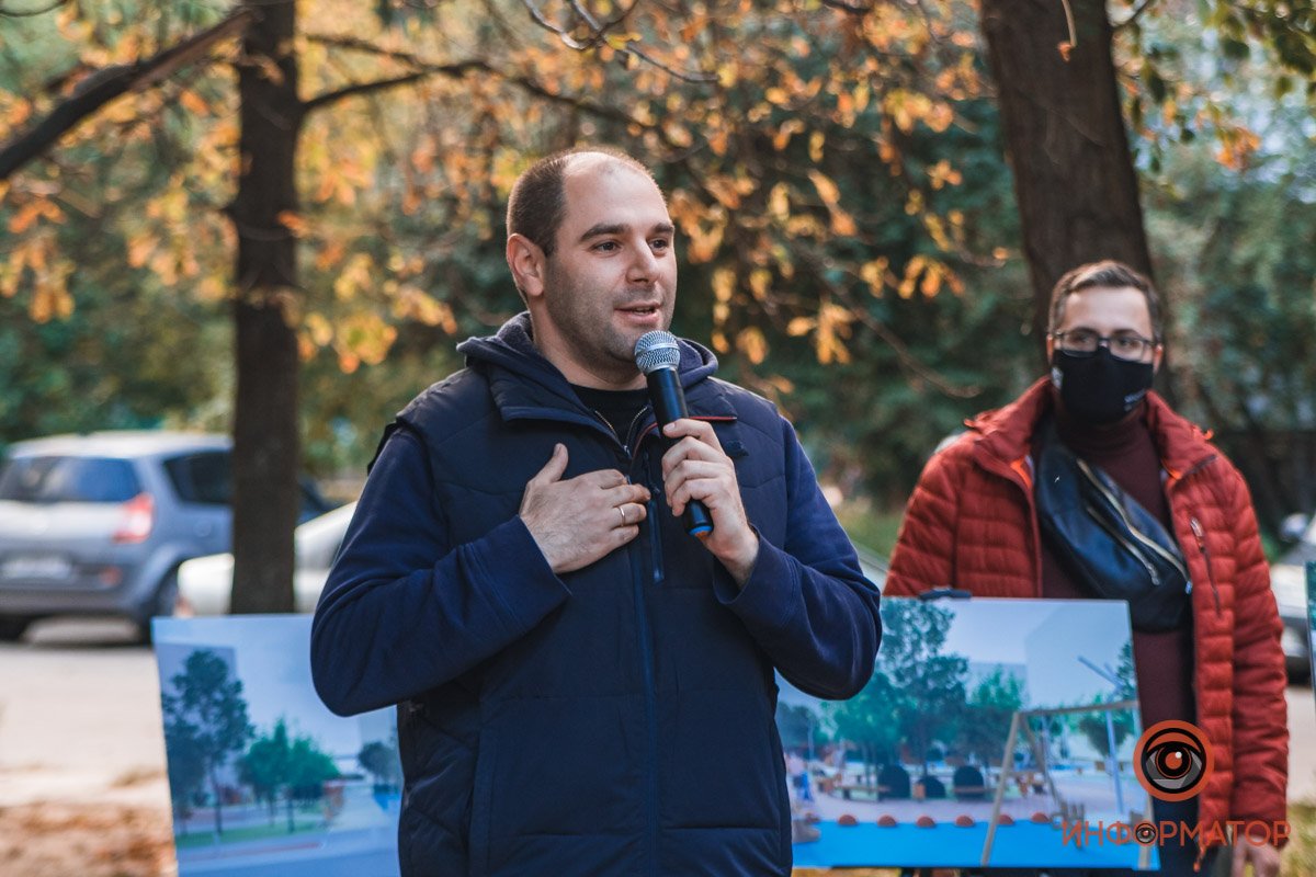 Дмитрий Кисилевский представил проект реконструкции сквера на Клочко-6 17