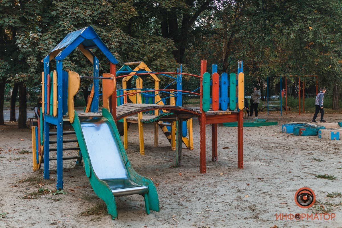 Дмитрий Кисилевский представил проект реконструкции сквера на Клочко-6 19