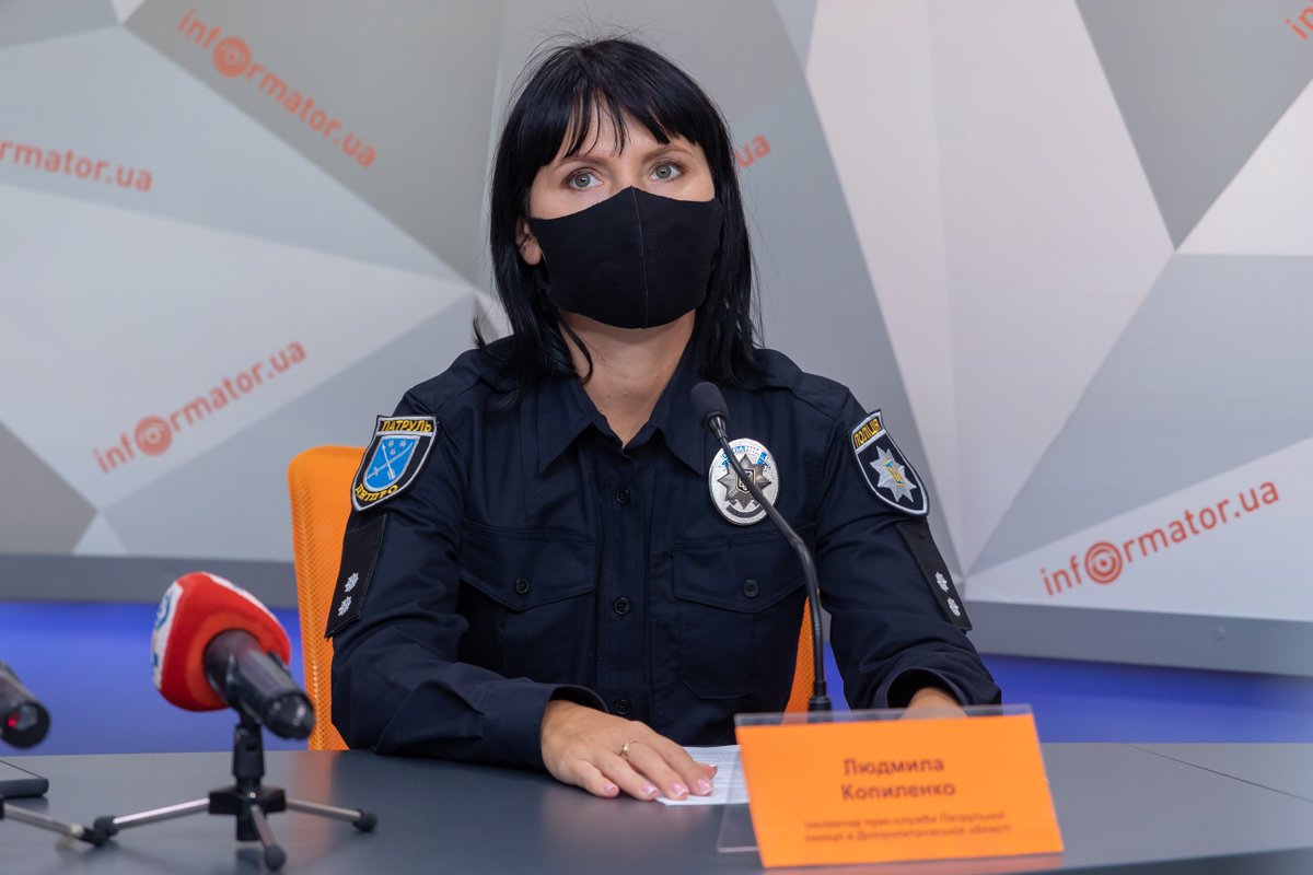 Людмила Копыленко - инспектор пресс-службы патрульной полиции в Днепропетровской области