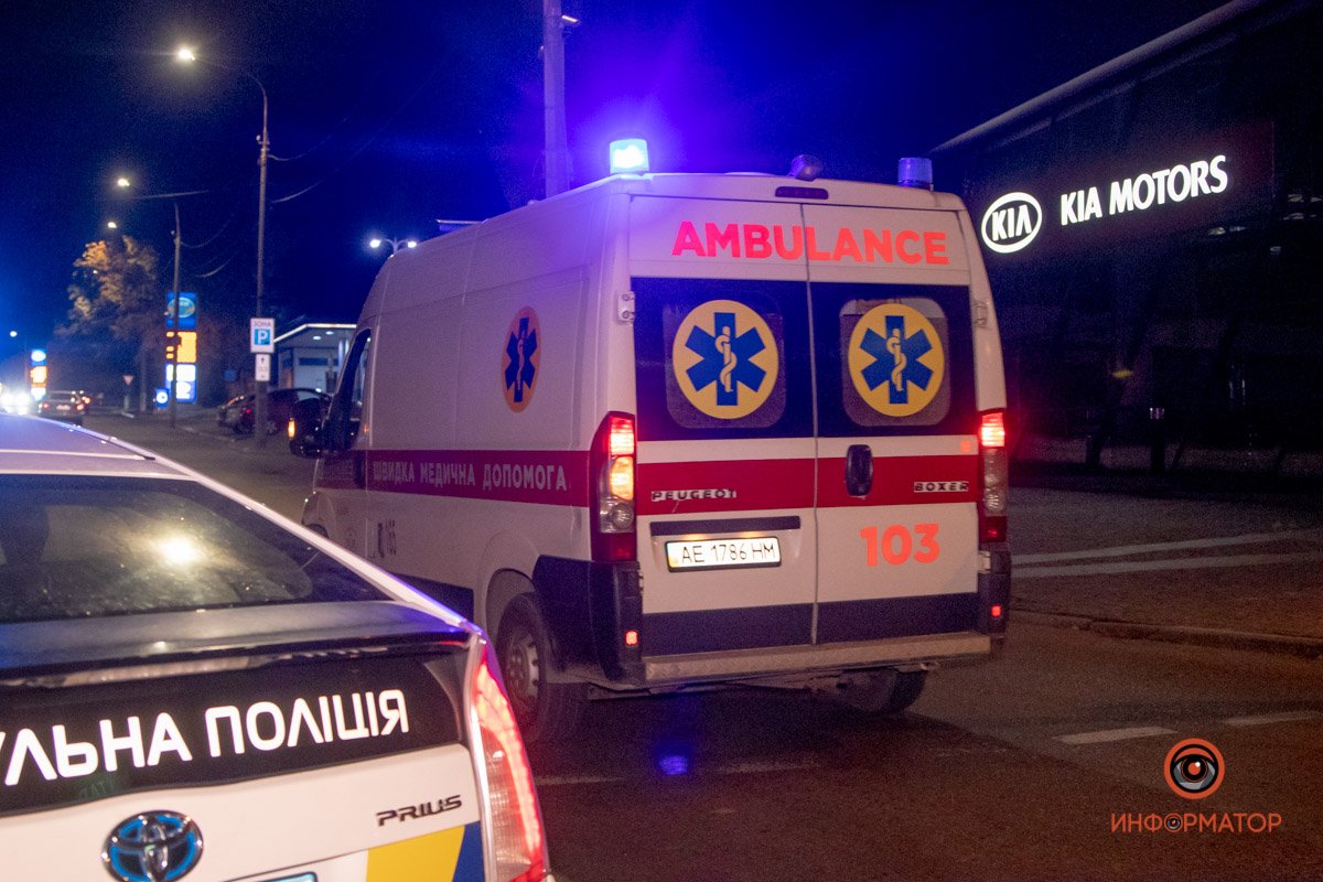 Пострадавших забрали машины скорой помощи Пострадавших забрали машины скорой помощи