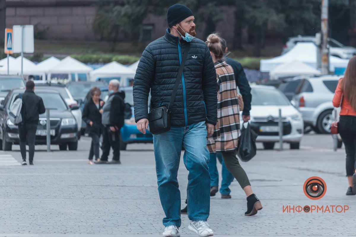 Сдержанно и солидно Сдержанно и солидно