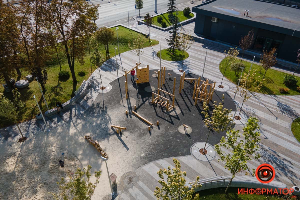 Новый сквер в Днепре стал приходить в упадок из-за недобросовестных субподрядчиков: подробности 4