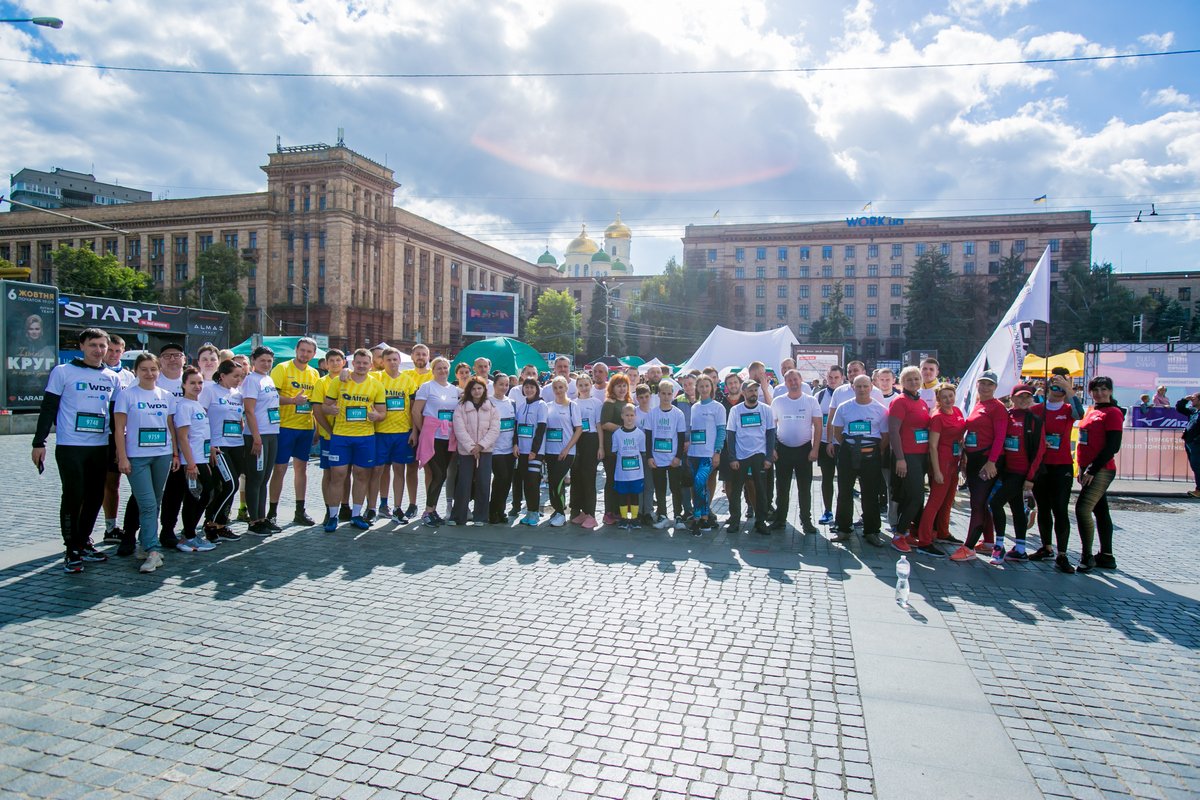 Жители Днепра пробежали благотворительную Милю Добра в рамках 5th Almaz Group Dnipro Marathon 3
