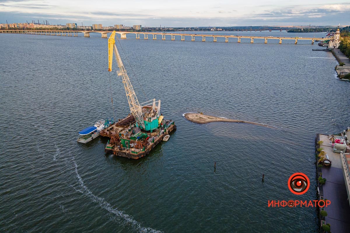 Рядом с островом нельзя было находиться и рыбачить 