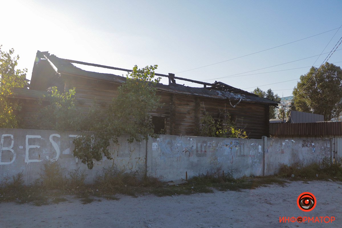Здание заброшено