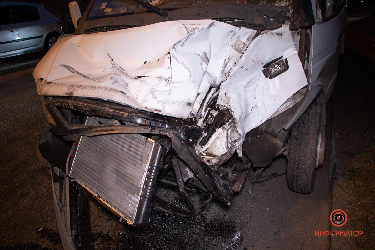 Водителя ГАЗ забрала машина скорой помощи