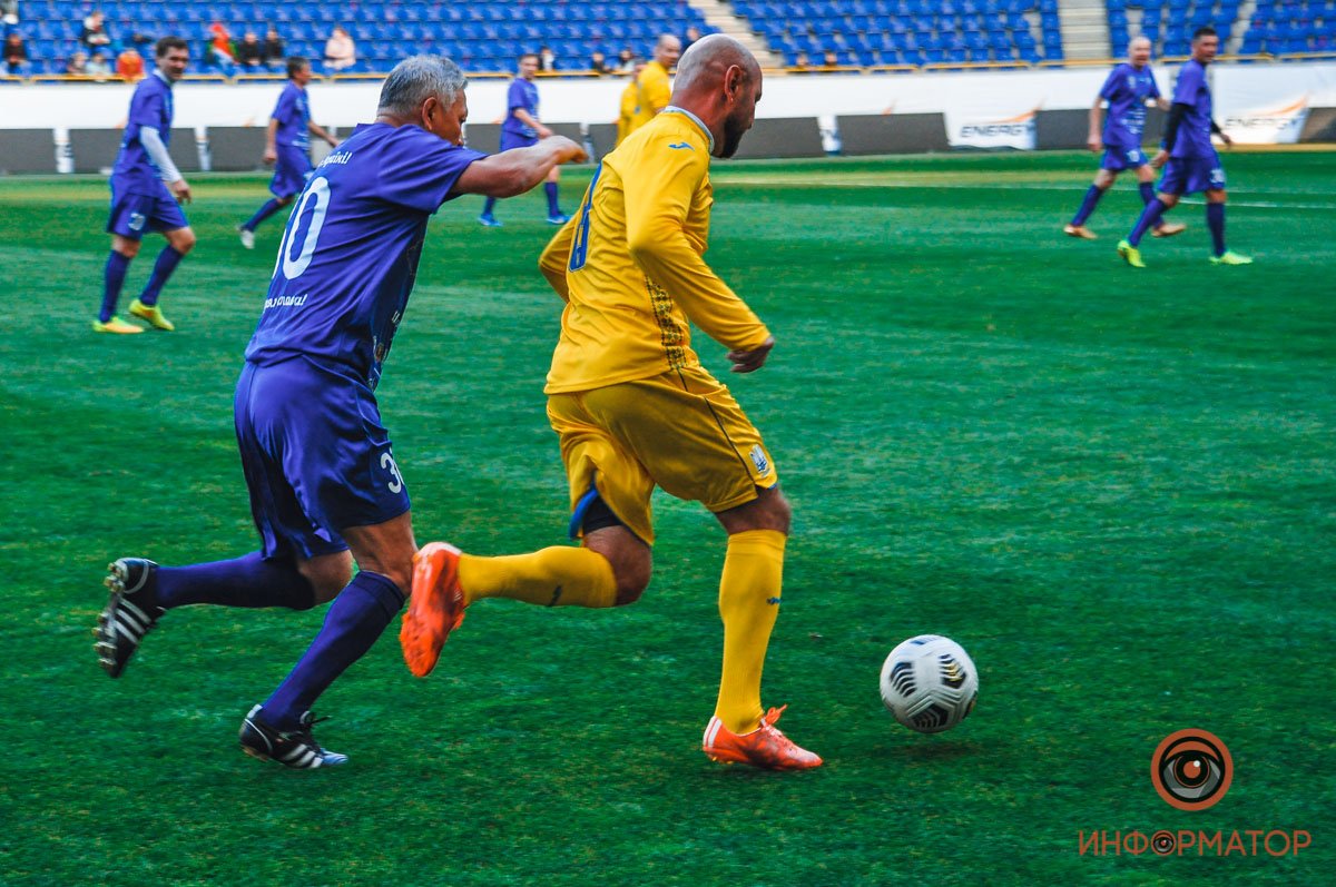 Эдуард Сон против Сергея Назаренко Эдуард Сон против Сергея Назаренко