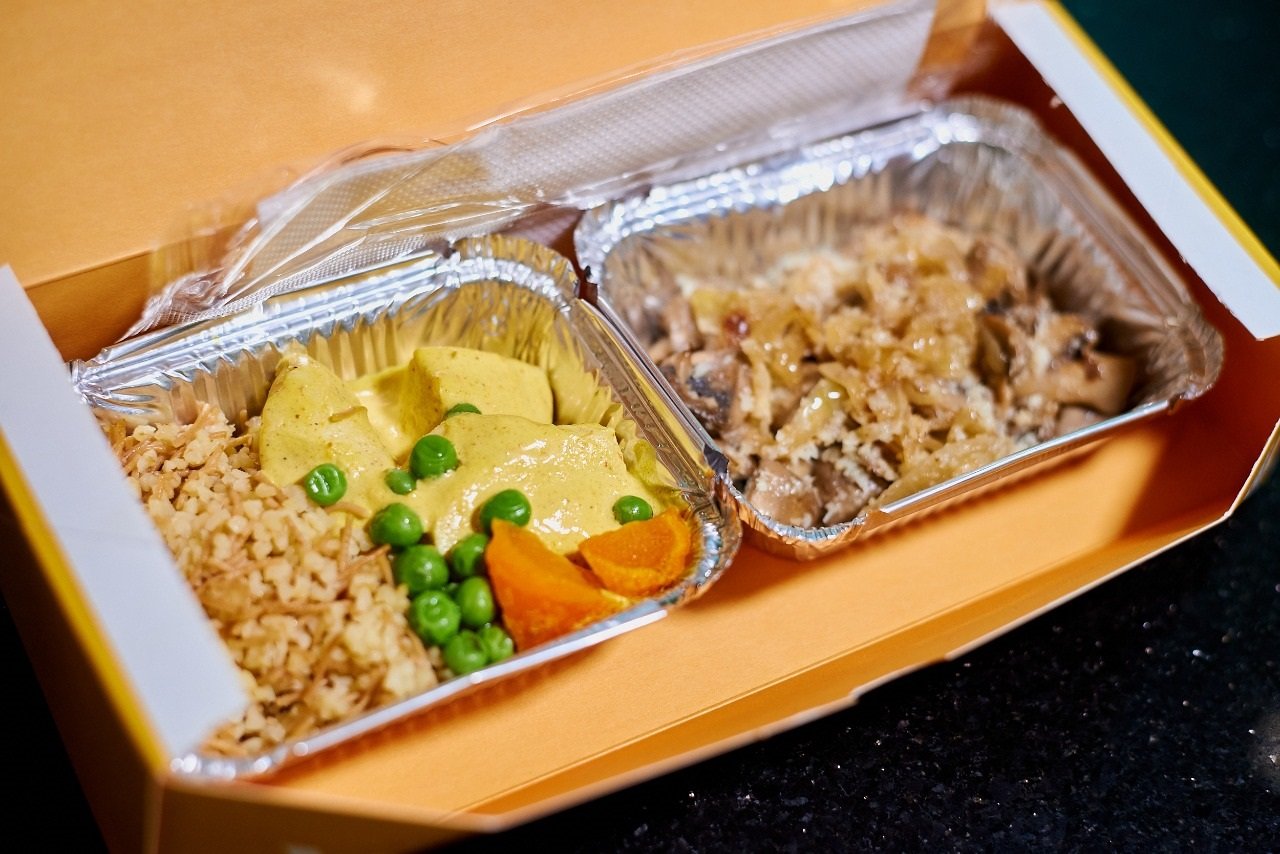 Веганские, мясные и детские ланч-боксы: чем можно будет перекусить в поездах "Интерсити" 1