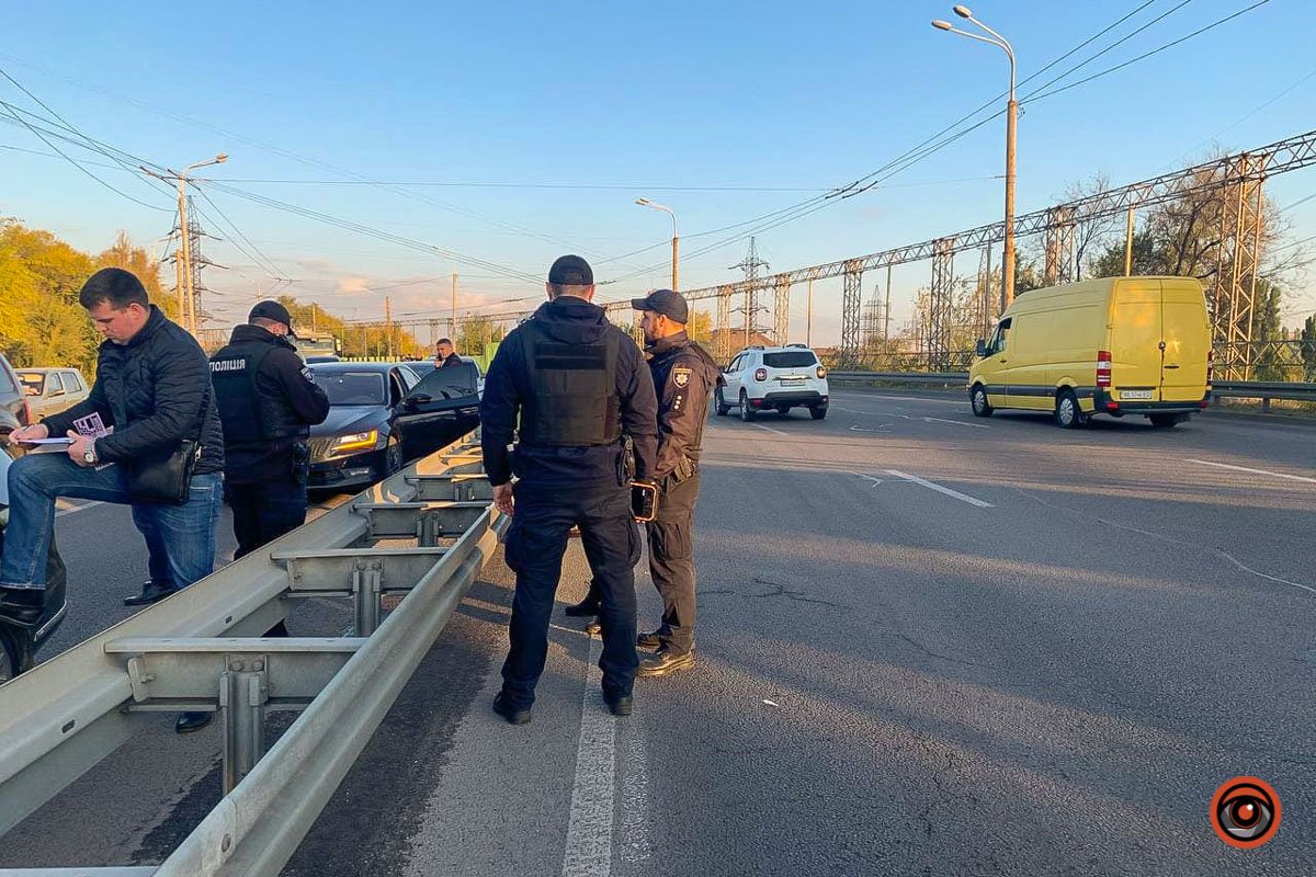 На Набережной Заводской случилось ДТП На Набережной Заводской случилось ДТП