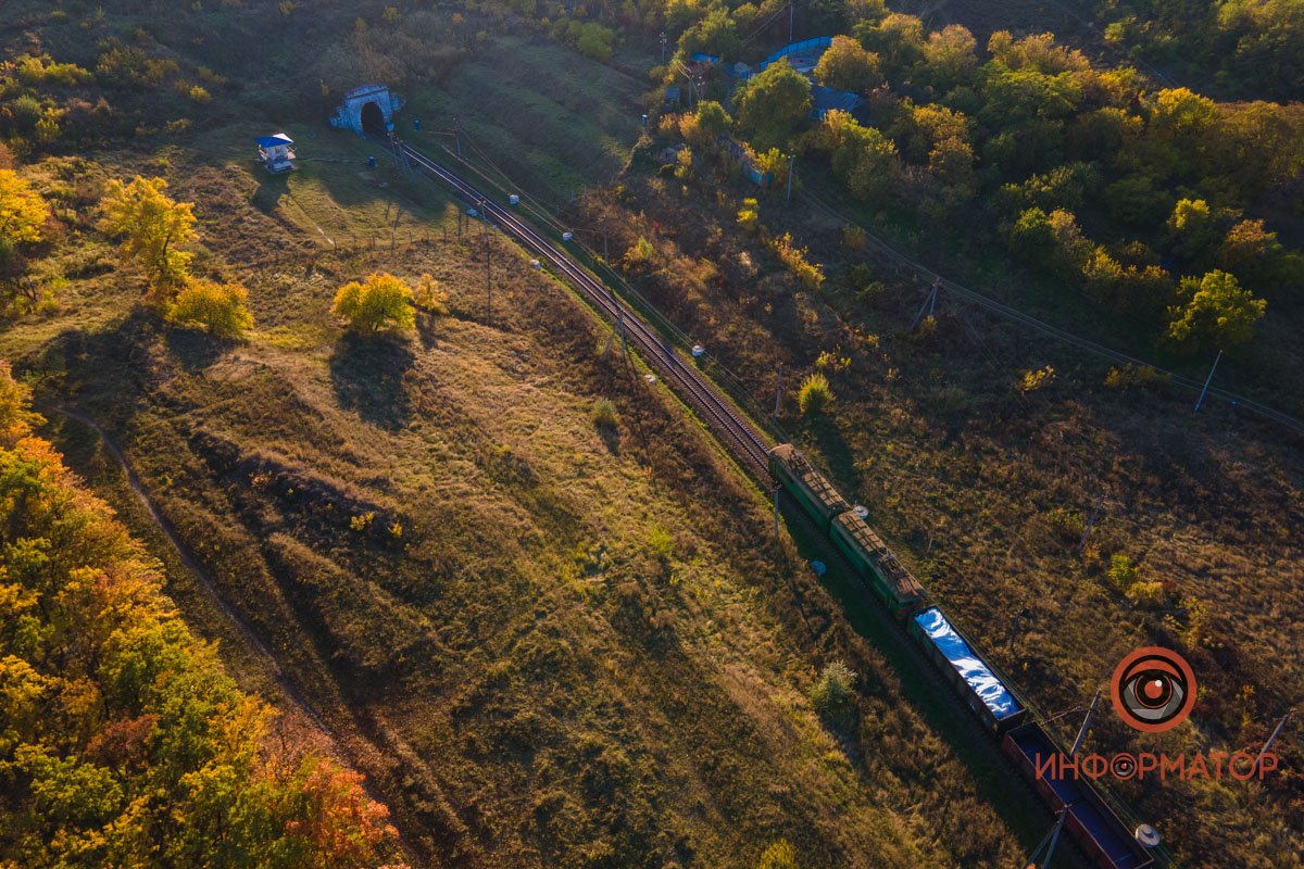 Удивительная красота: как в Днепре выглядит Тоннельная балка в осенних тонах 60