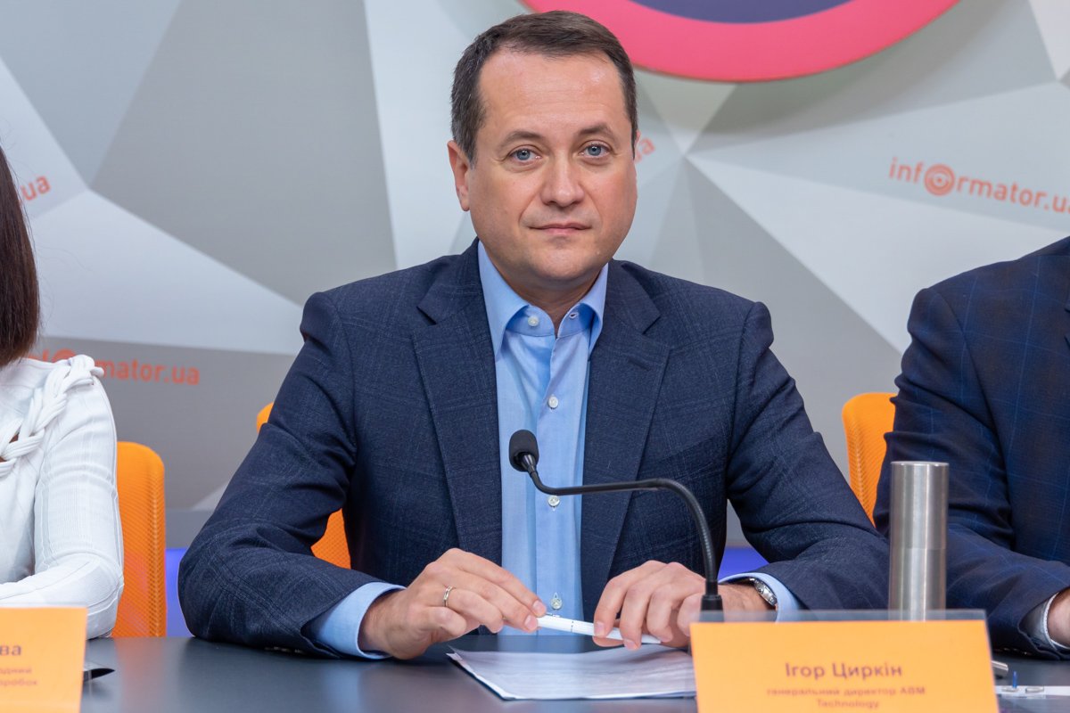 Наука и бизнес: завод по производству медицинских имплантатов и ученые подписали Меморандум о совместной разработке металла нового поколения 2
