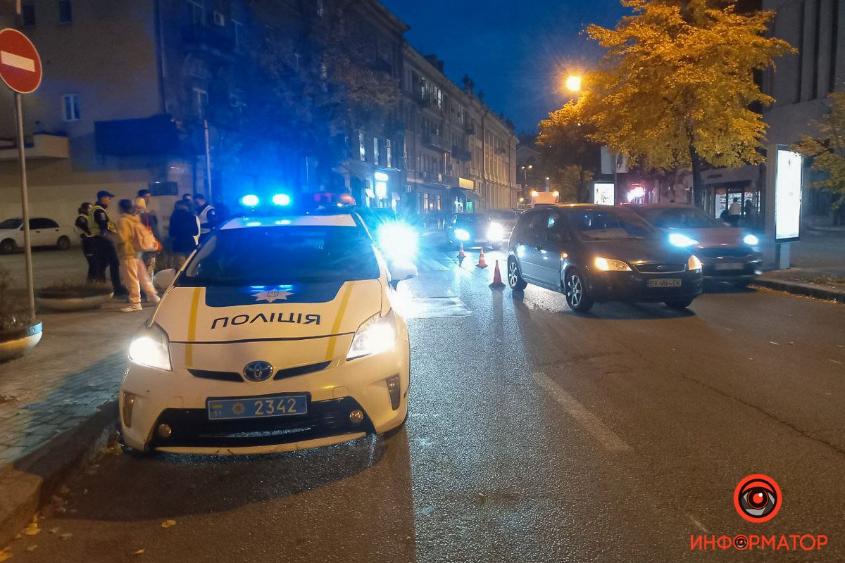 В Днепре на Воскресенской на пешеходном переходе Ford сбил 11-летнего мальчика 1
