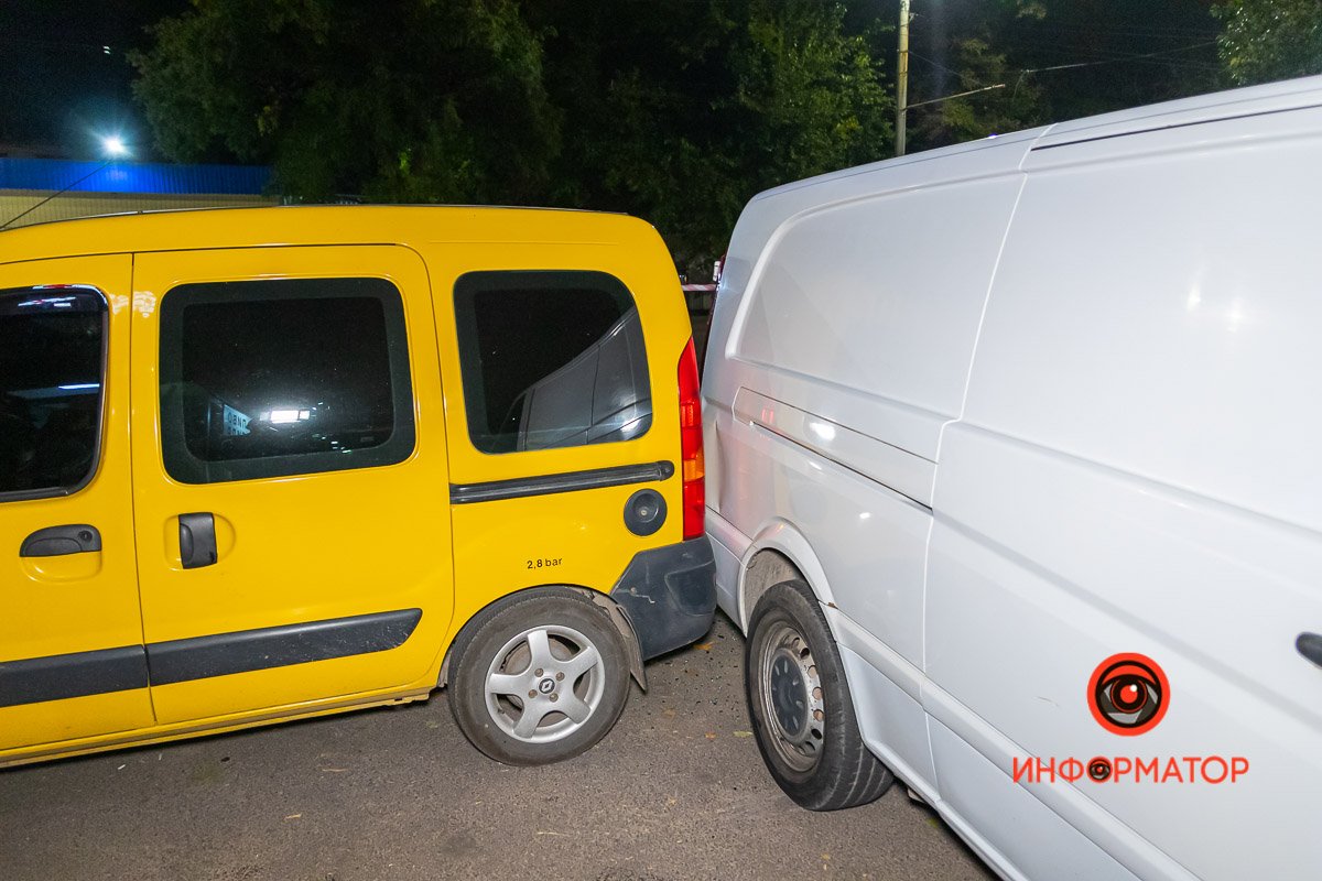 Четко видны вмятины, которые стали результатом столкновения Четко видны вмятины, которые стали результатом столкновения