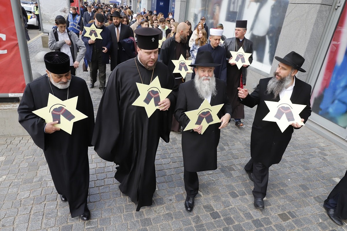 Человеческая боль не имеет национального характера: в Днепре почтили 80-ю годовщину массового расстрела евреев 9