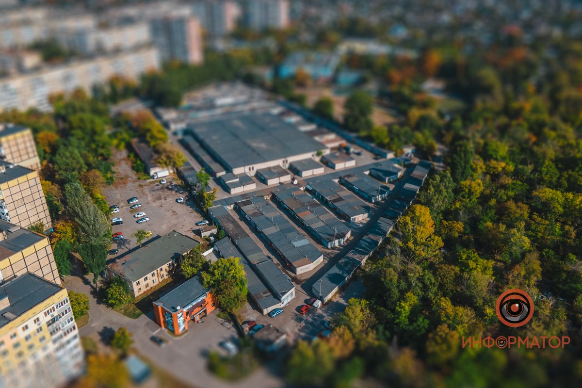 Пентагон по Днепровски, но из гаражей и ангаров