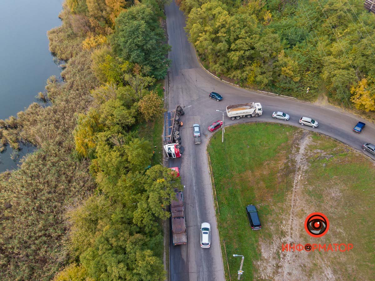 Водителя забрала скорая с травмой головы Водителя забрала скорая с травмой головы