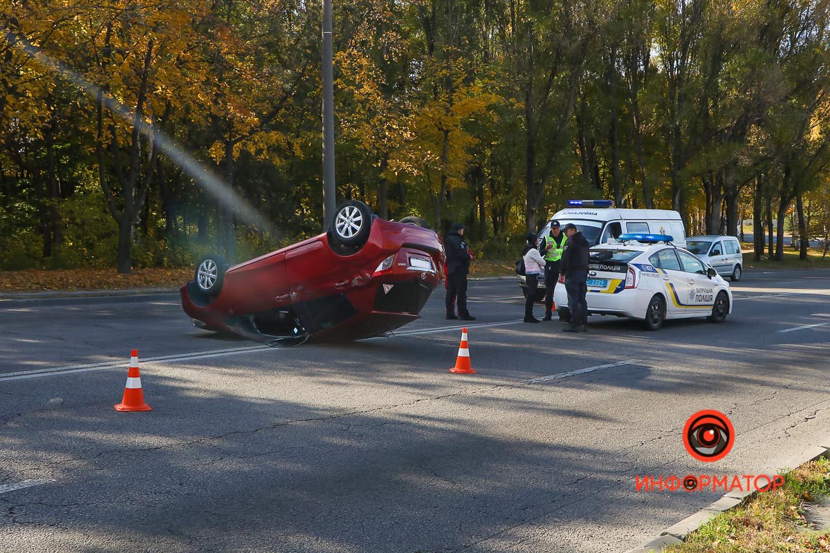 Авария случилась примерно в 10:20 возле АЗС SentosaOil