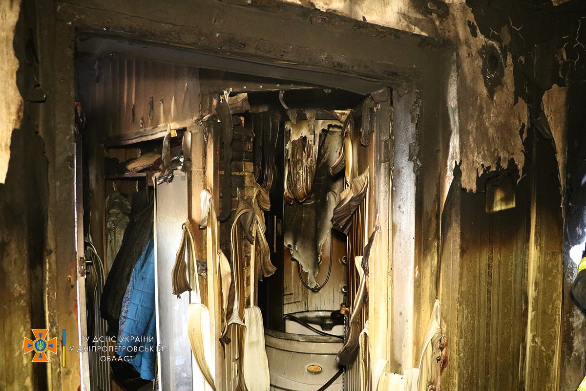 Повреждены деревянные перекрытия и крыша