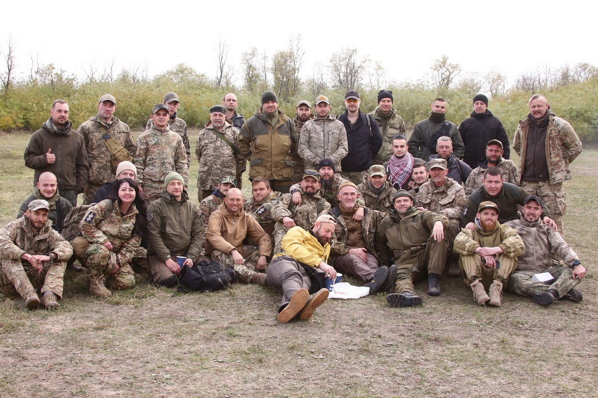 В Днепре ко Дню защитников и защитниц прошлая совместная подготовка ветеранов и гражданских 23