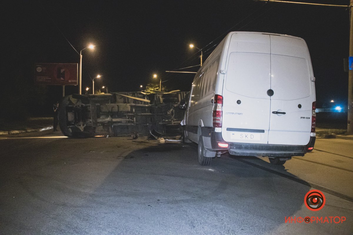 Авария произошла на перекрестке Авария произошла на перекрестке