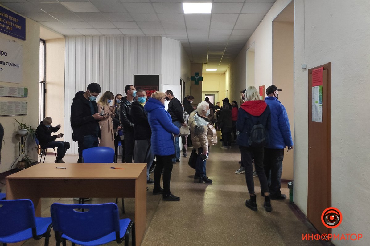 На Столярова людей поменьше, но не мало На Столярова людей поменьше, но не мало