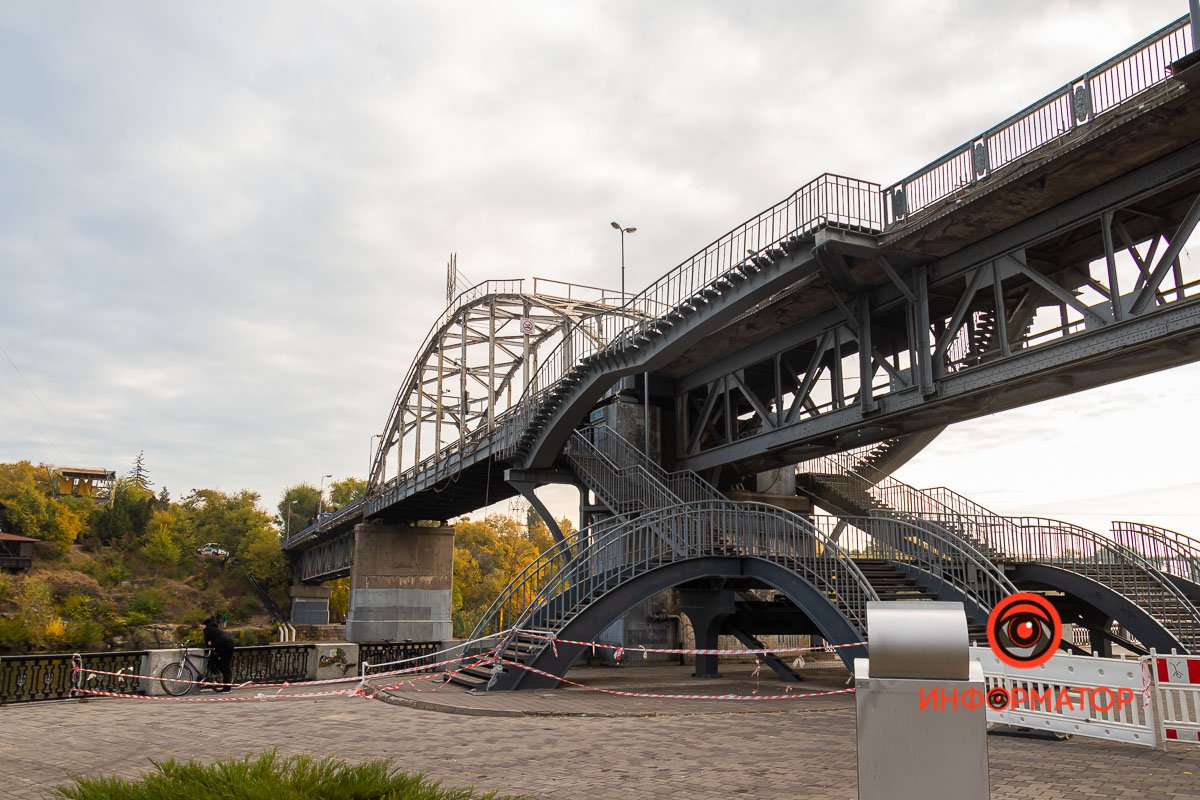 Лестницы с Сичеславской Набережной в таком виде пристроили значительно позже Лестницы с Сичеславской Набережной в таком виде пристроили значительно позже
