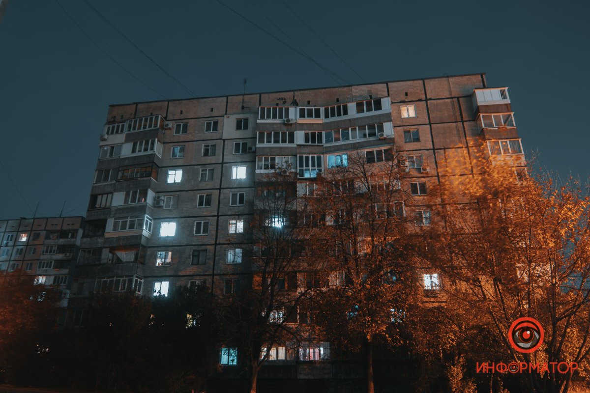 Кто-то еще не спит Кто-то еще не спит