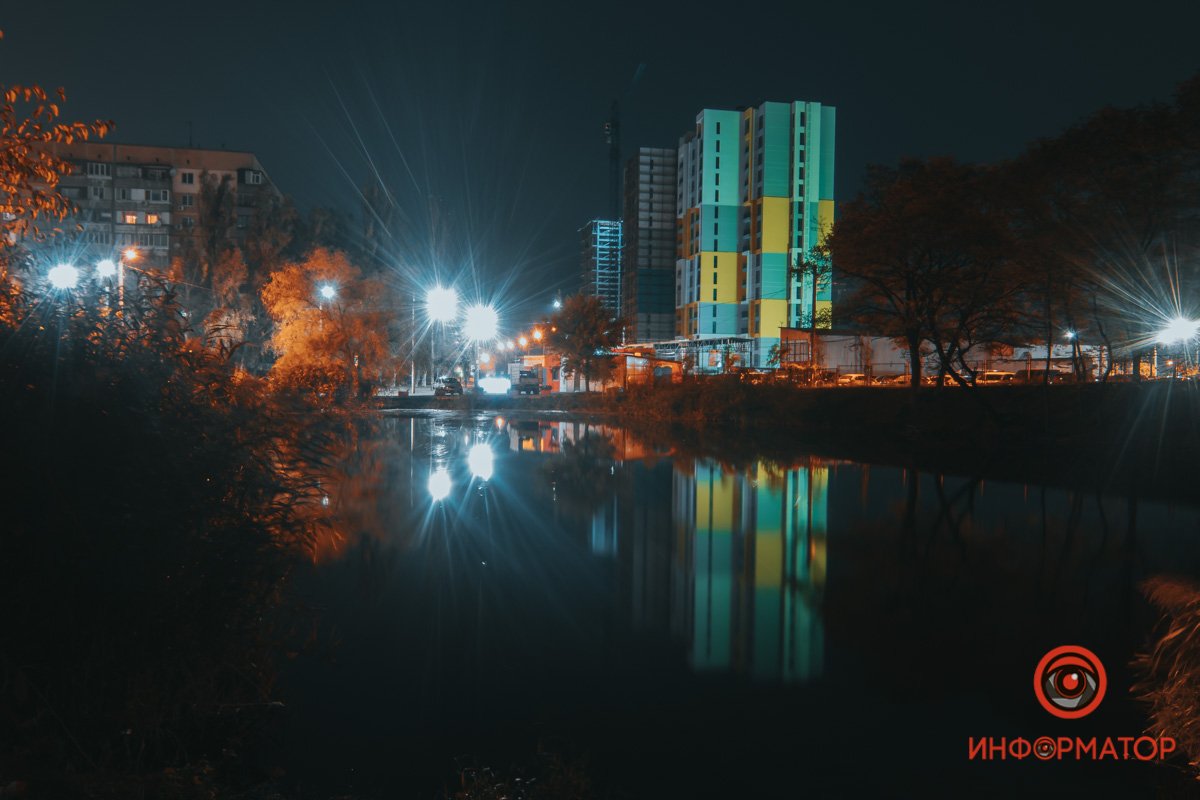 Нужно больше красок на домах Нужно больше красок на домах