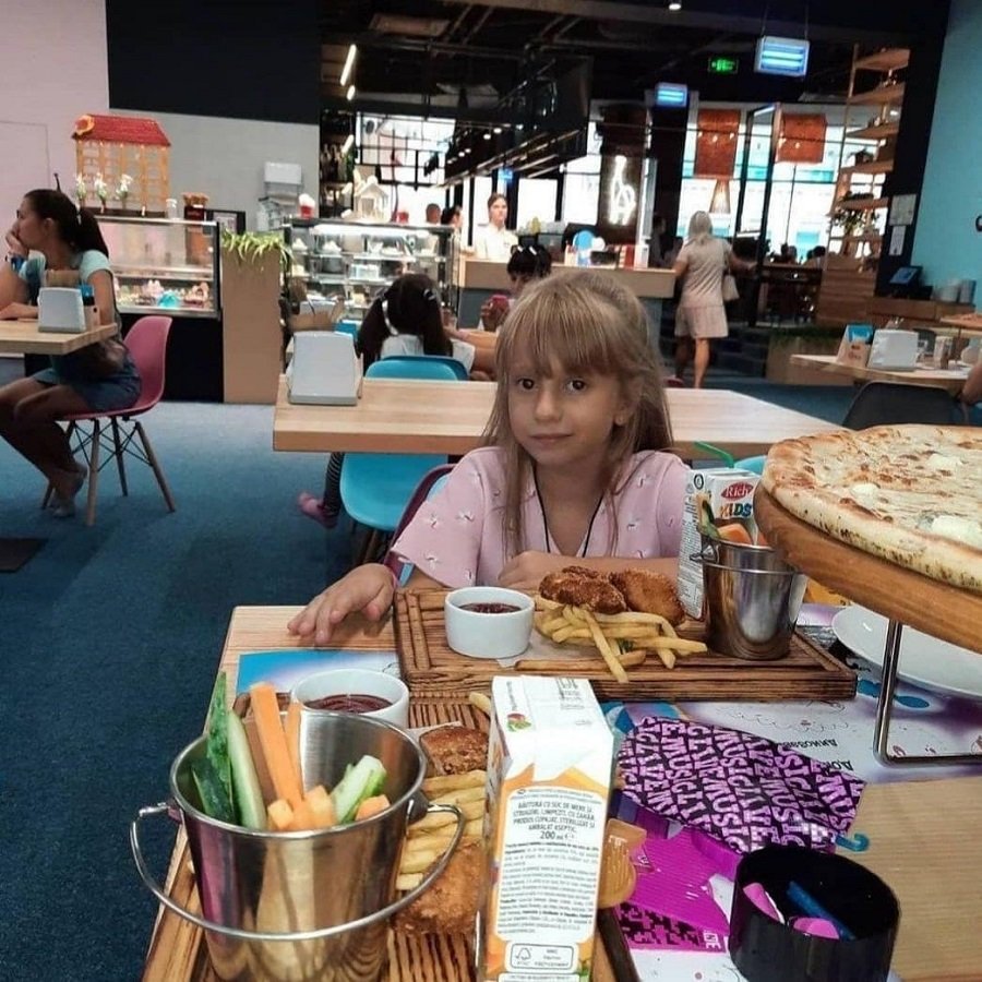 Как порадовать школьников на каникулах? Походом в Dkids! 3