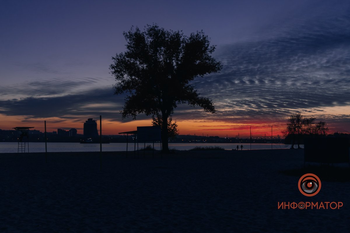 Край неба горит