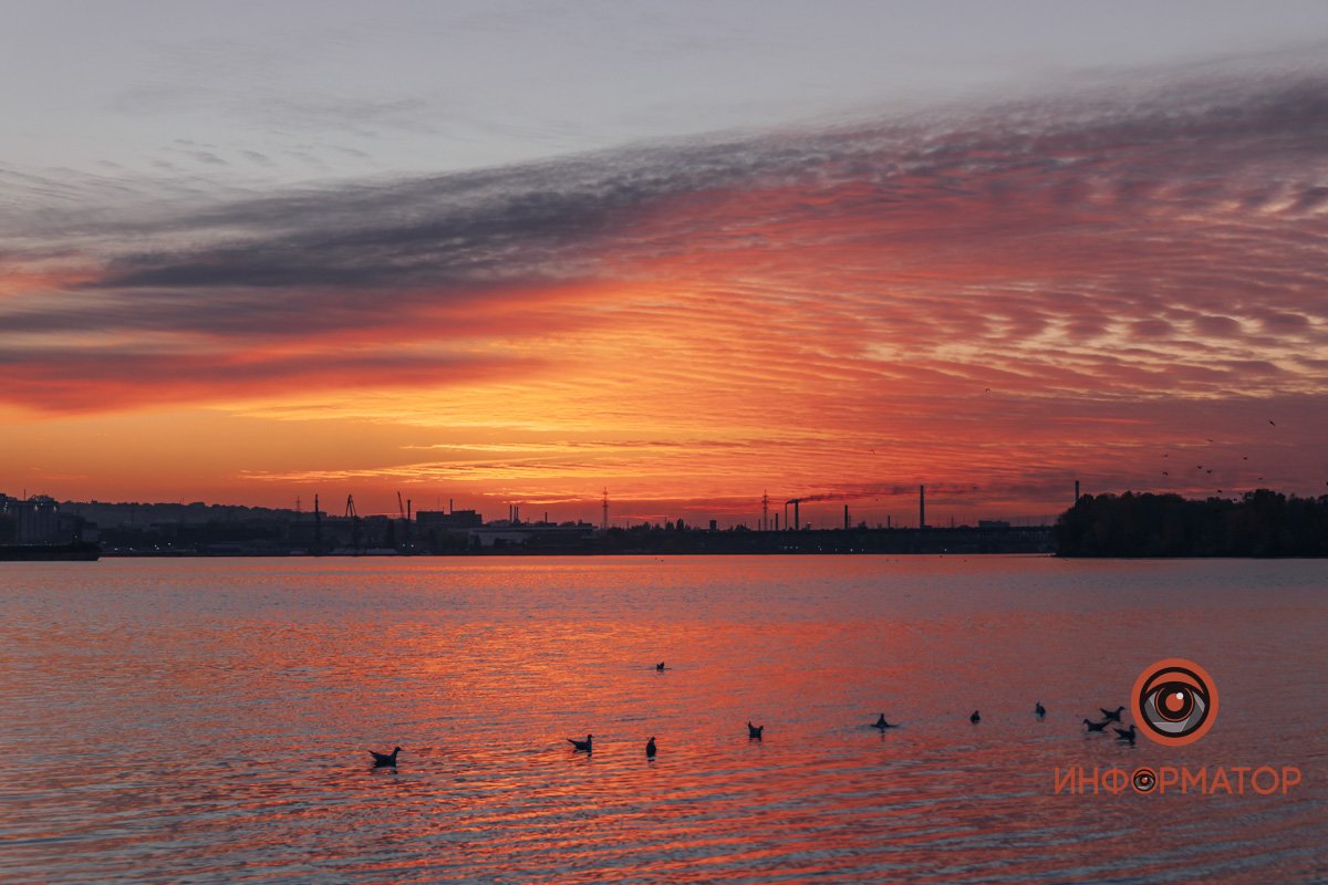 Ах, эта магия заката! День прожит — нет ему возврата!