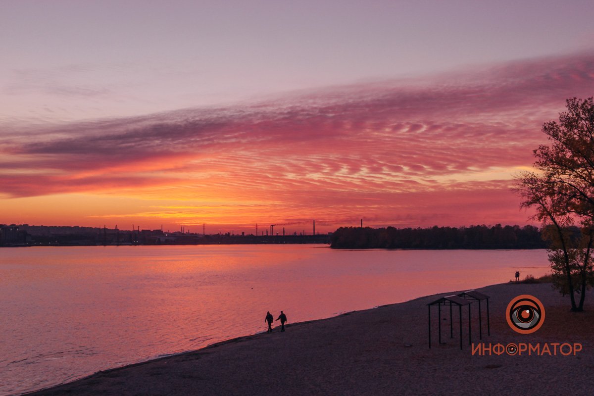 Уходишь, солнышко, куда ты, в какой заснешь ты стороне?