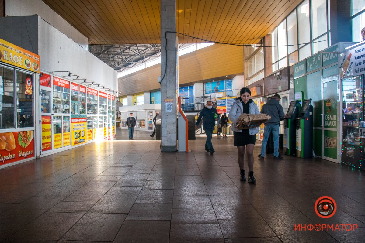 Вокзал опустел