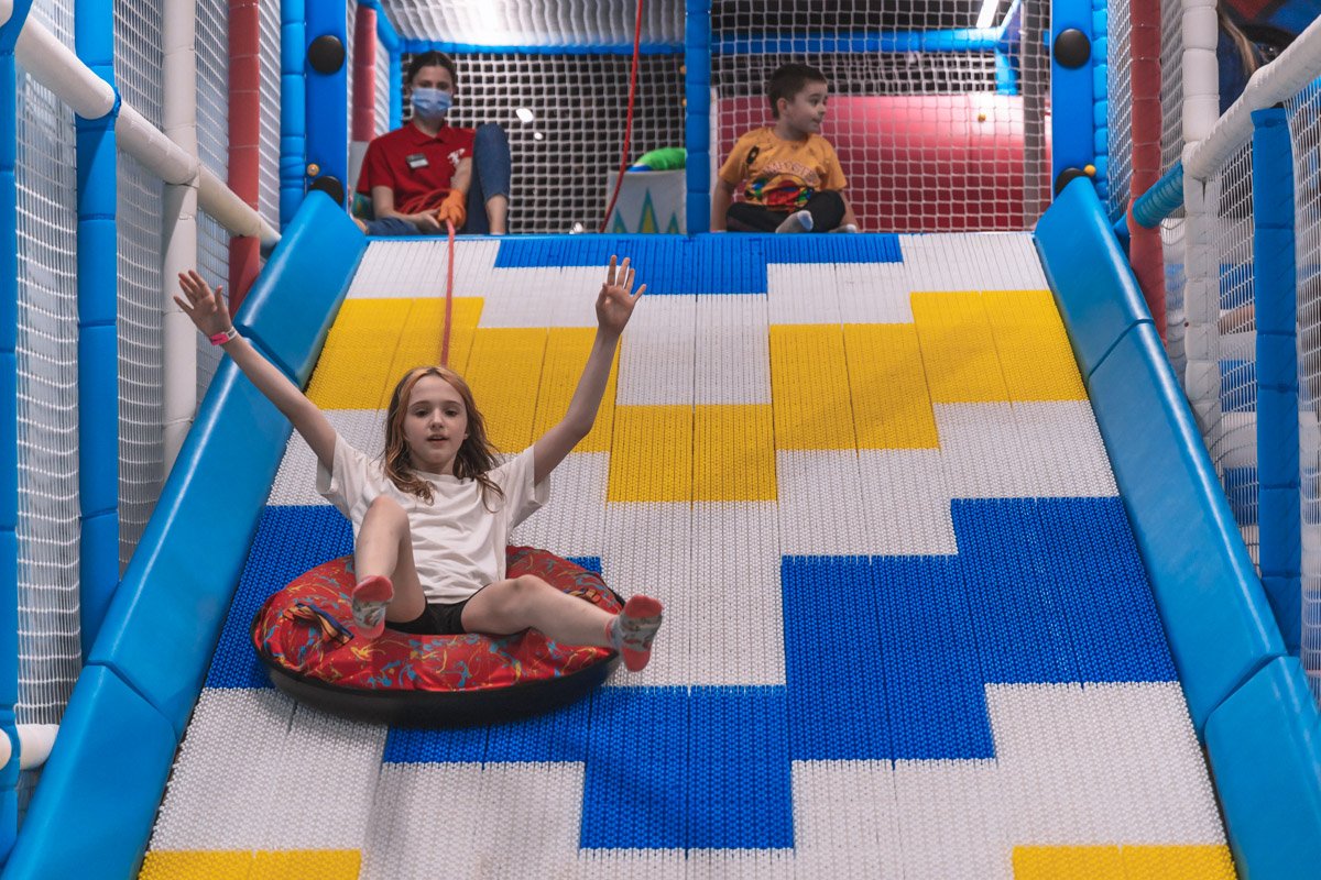 Как выиграть билет на бесплатный вход на целый месяц в парк развлечений Dkids 8